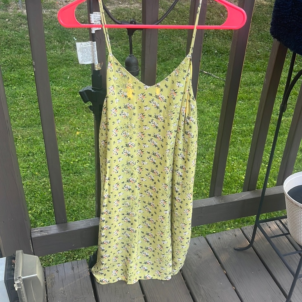 American Eagle Light Green Floral Sleeveless Mini Shift Dress